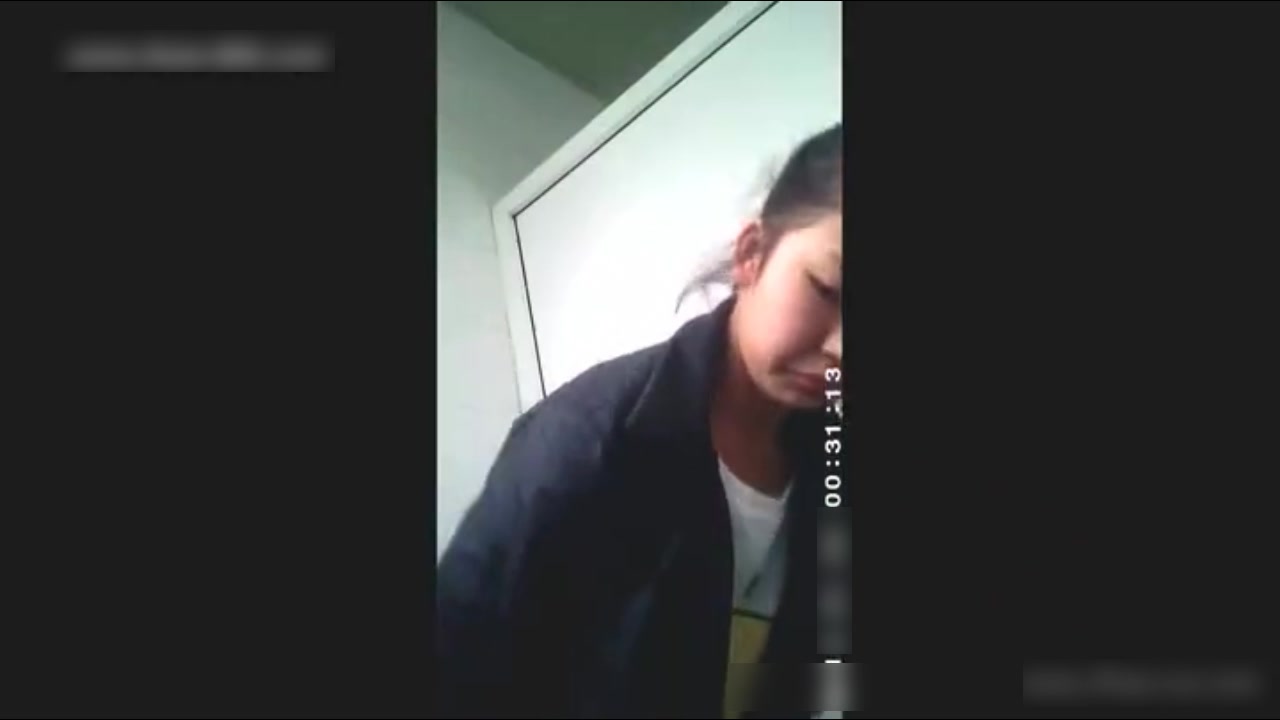 岛国盗拍网站流出高校女厕TP怎么拍的啊镜头居然这么近