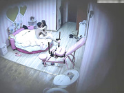 高颜值美乳性感大学美女酒店被性经验丰富的男友疯狂舔穴伺候舒服后又各种高难度姿势爆操,美女折腾的嗷嗷叫!