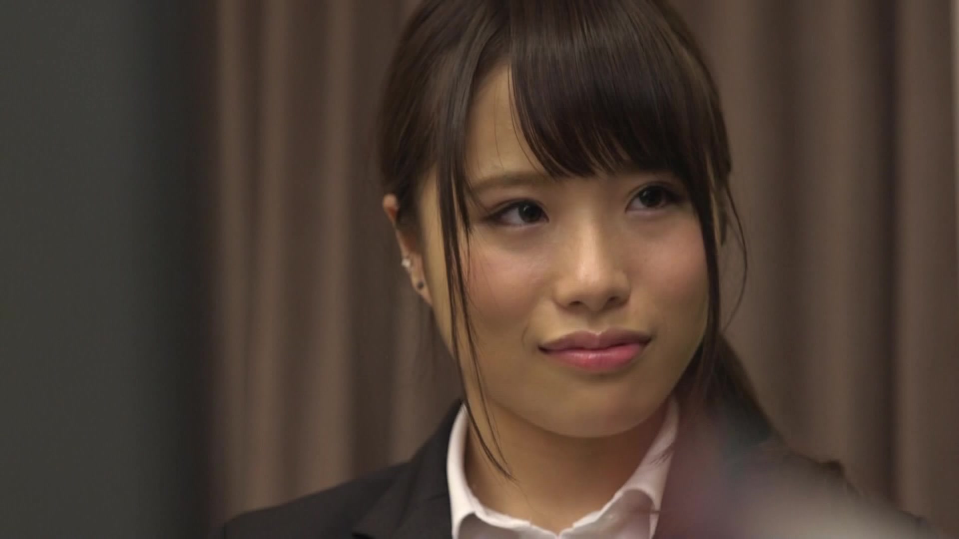 [FSET-688] 穿著求職套裝打瞌睡的新卒女社員