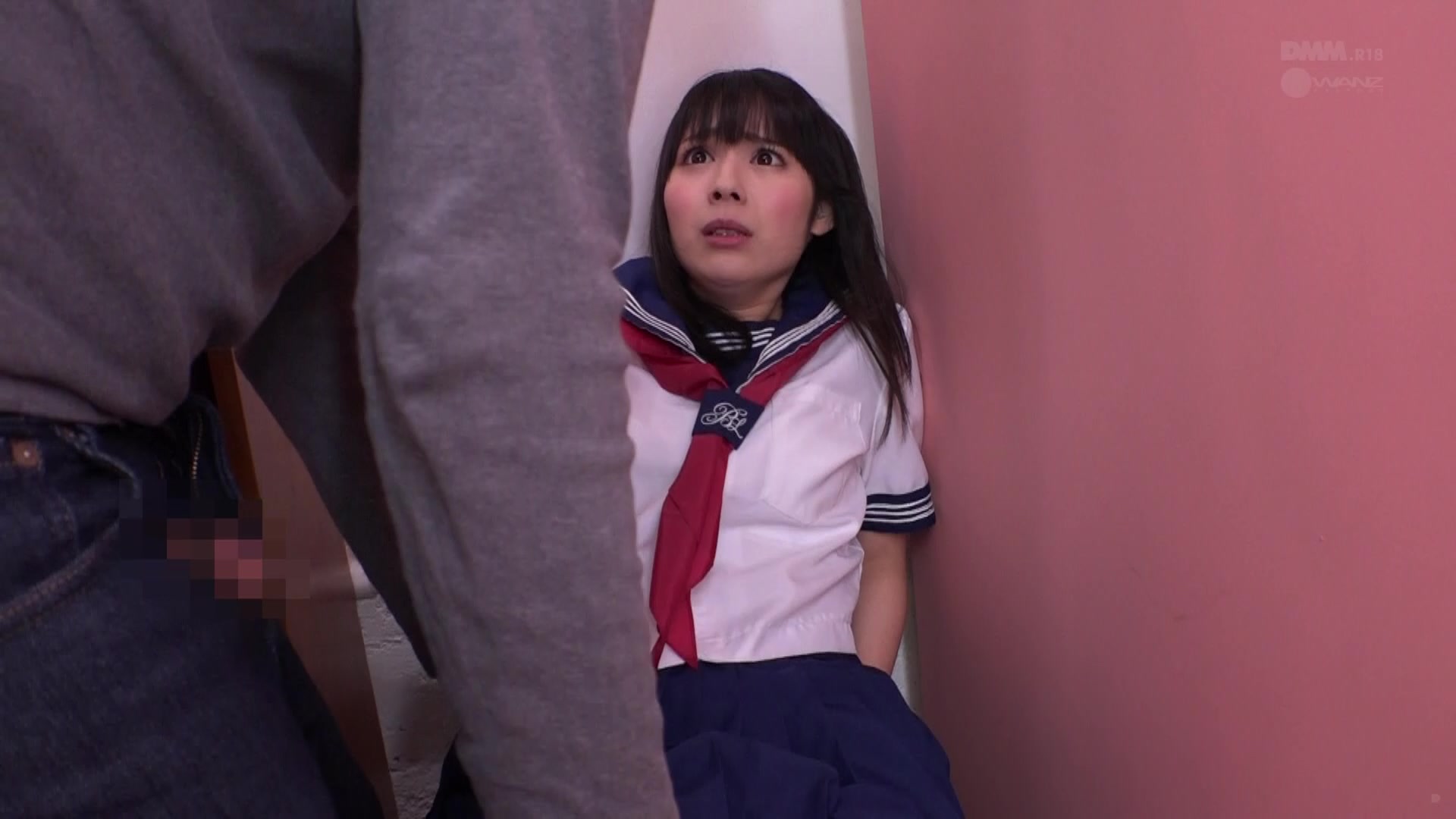 [WANZ-621] 在女廁所和尿褲子漏出來的女兒生中出SEX - 1of5