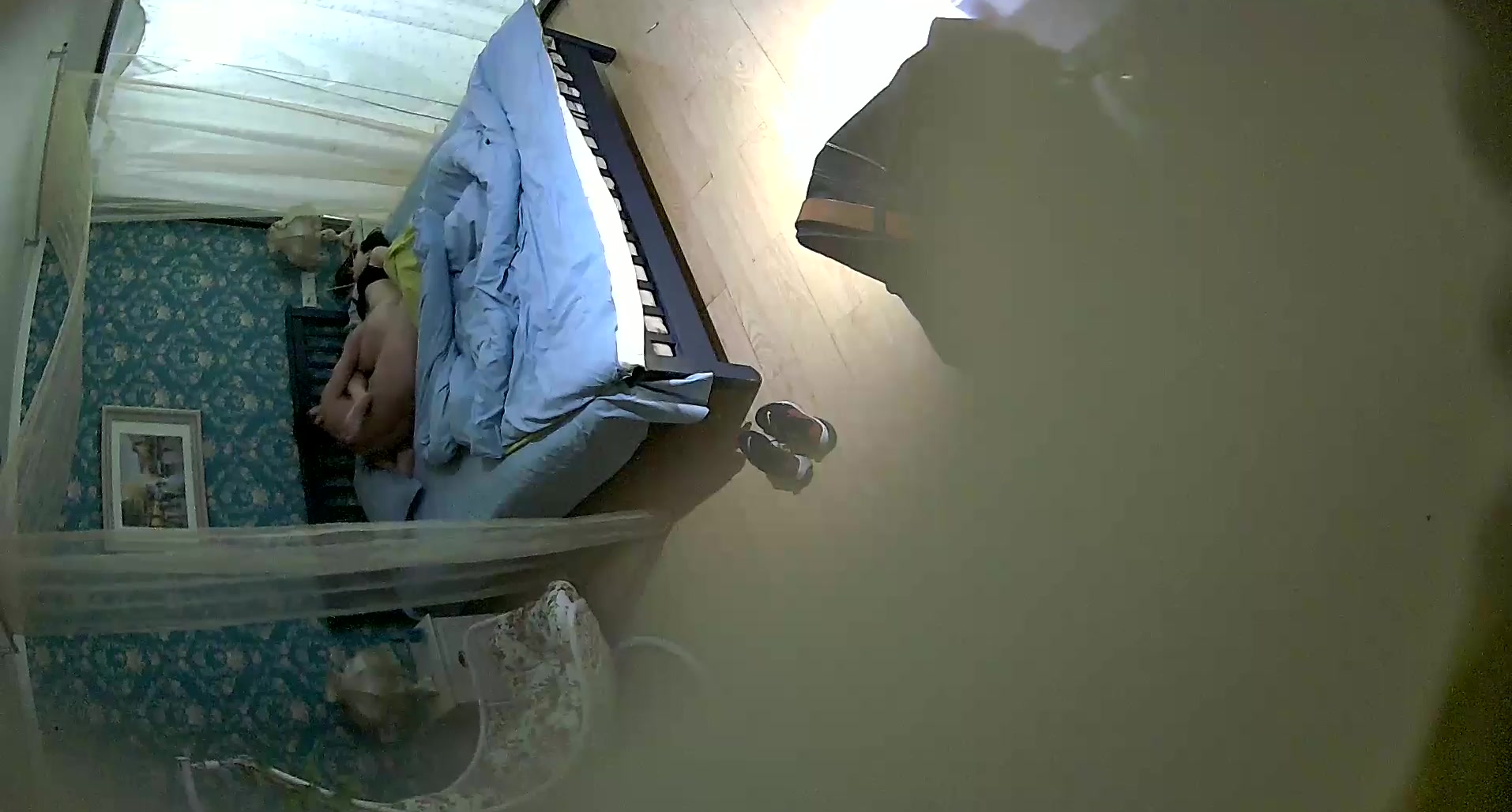 精品大学城附近公寓偷拍挺能干的一对高挑情侣各种姿势干了一个多小时女的高潮快乐呻吟