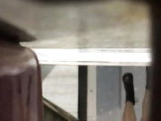 初中聚会班花喝醉了上厕所还唱点歌