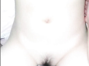 受不了挑逗 我把大二白虎干妹妹给干了 无套速插白嫩浪穴 逼紧人骚叫起来好听刺激 干起来真带劲 高清源码录制