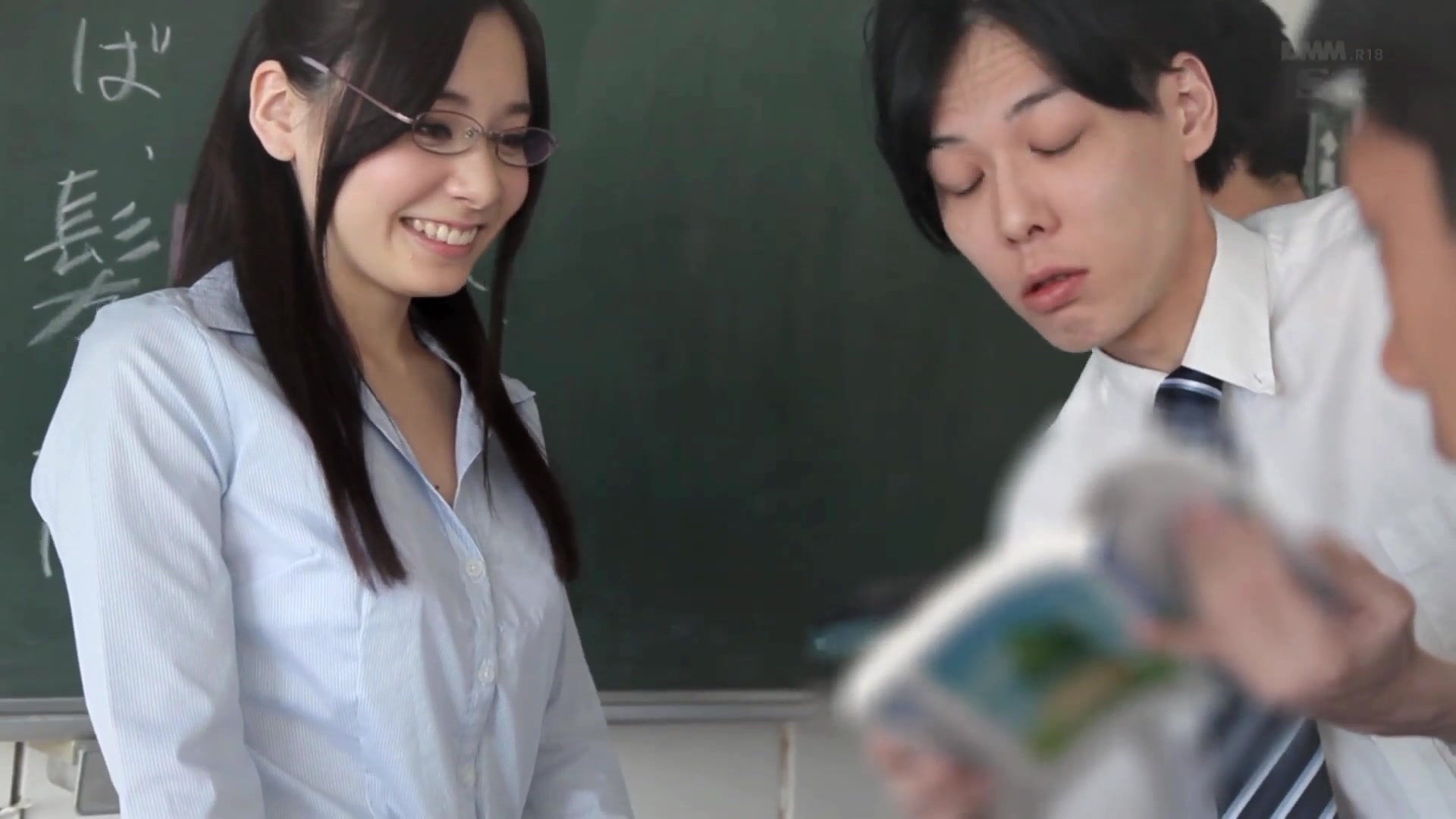 [SNIS-207] 请原谅我。人妻女教师的疯狂贞操 庵野杏 - 1of5