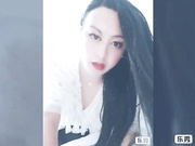 国产TS系列陈冰用黄瓜前戏放松菊花 戴着贞操锁被爆操后美美的吃下精液