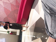 最新流出国内厕拍大神行走在大街小巷中尾随守候美女上厕所近距离偷拍4K高清无水印原版