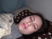 迷J系列丰满大奶女陪客户吃饭被套路中出2V1