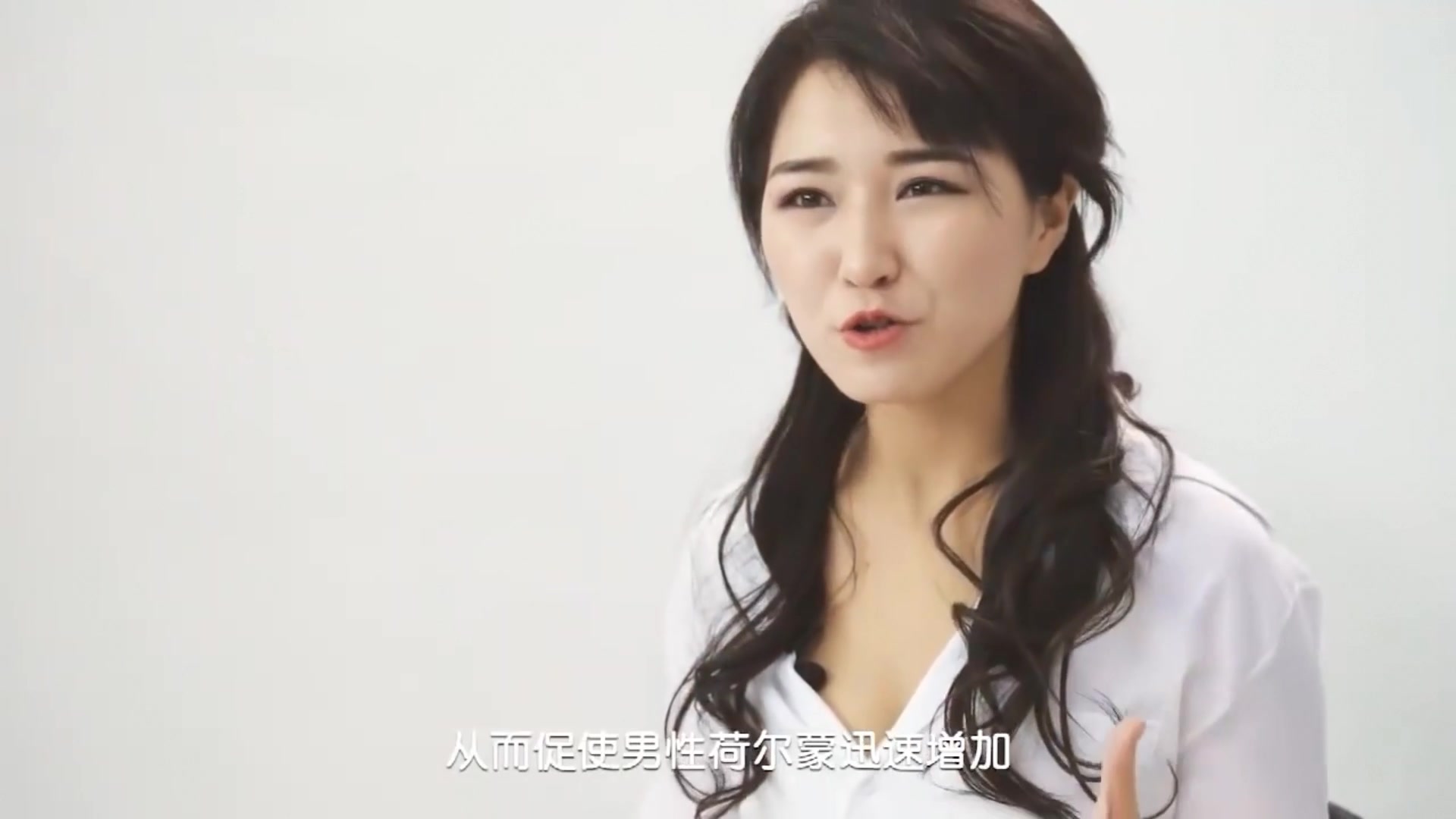 最近火爆网络自导自演酒店强J门女主沈樵亲身示范性爱教学 丰臀锁体 唇齿之恋 堪比莞式ISO 高清1080P完整版