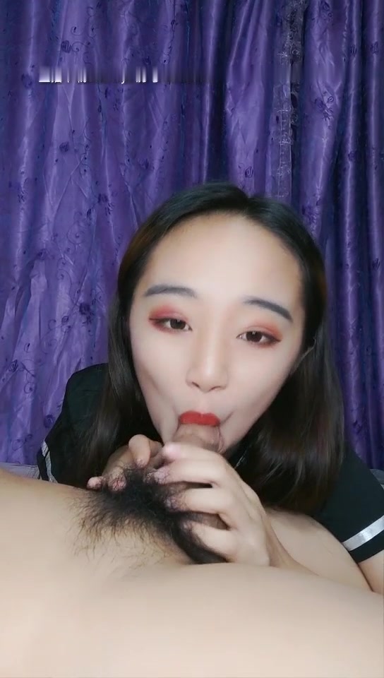 清纯小萝莉双人激情口交啪啪十分诱人