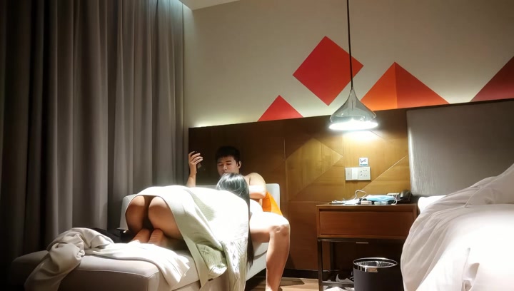 三千网约外围嫩妹加钟再干苗条风骚干起来带劲