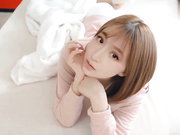 【AI巨星性体验】王心凌女友视角耳鬓厮磨