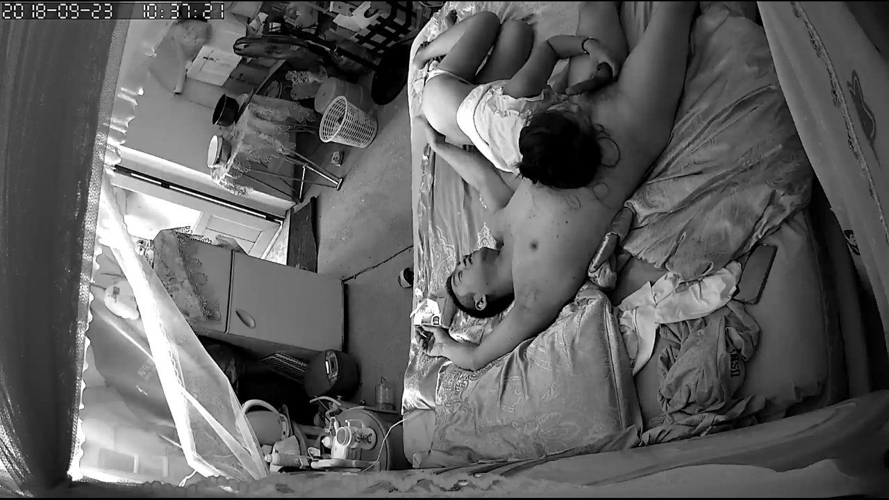 【全網推薦】【家庭偷窺第二季】最新破解家庭攝像頭拍攝到的小夫妻日常啪啪過性生活（第四十七部）原版高清