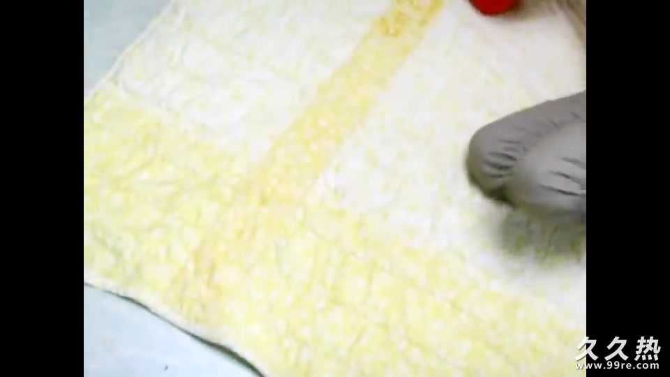 偷情少妇打炮途中接女儿打来的电话