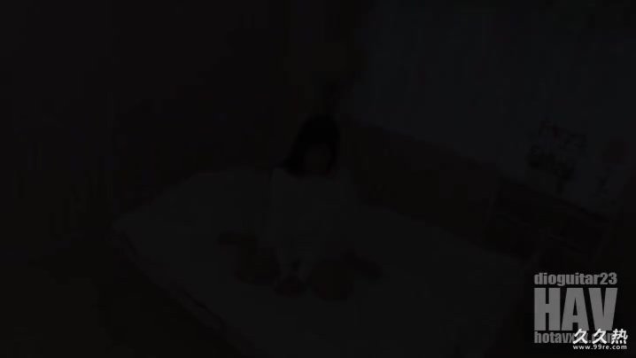 無毛的女陰大量潮吹 :