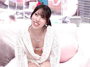 SDMM-218 マジックミラー号 「チ〇ポ飴を3分以内に舐め切ってください！」 - 1of5