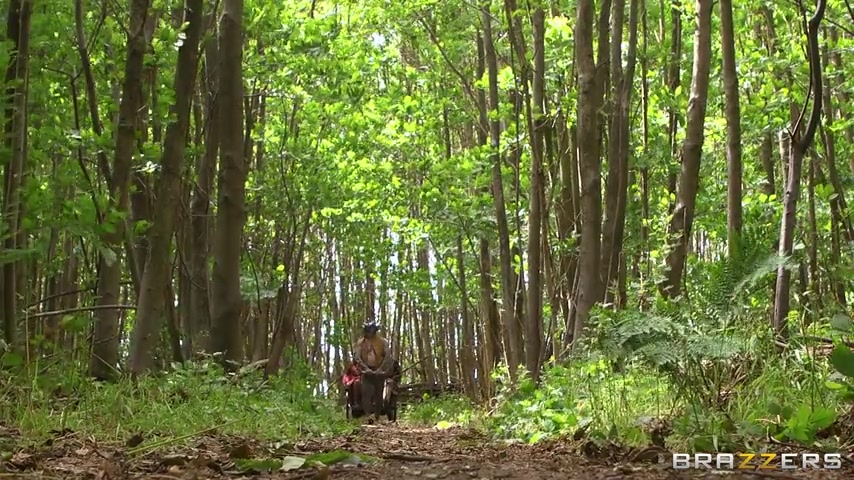 绿林好汉泰国女星kate扮演