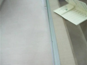 超极品的美女模特被摄影师花钱在宾馆边拍摄高清裸照，边被爆操 淫荡国语对白