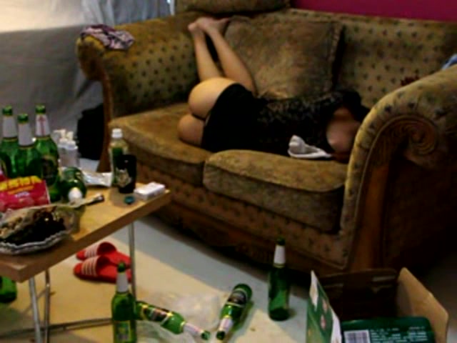 上校女王玩弄男奴和女秘书