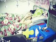 自己在家发骚了