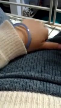 寂寞女大学生自慰自拍