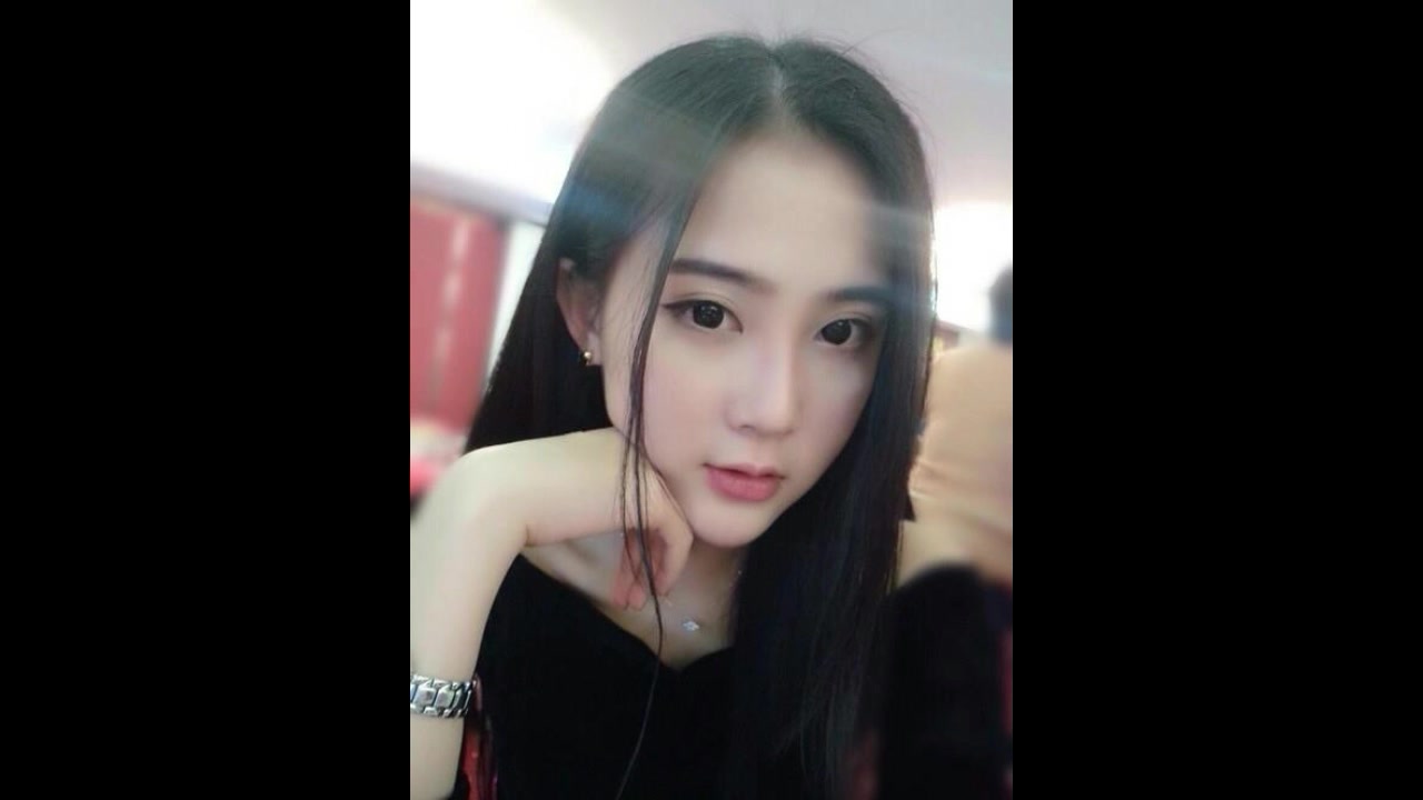 漂亮女友就喜欢吃精