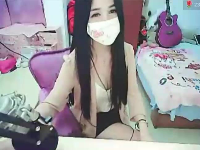 主播迷糊小奶昔黑丝高跟虚拟助狼友打飞机 白肤大奶子BB粉嫩 干这行有点可惜了 清晰国语对白