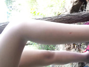 大屌哥200块雇个小姐穿着肉丝在小树林打飞机对白有趣