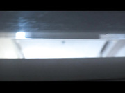 伽硪用沪茗  看女厕冒险偷拍