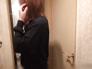 大坂胖哥酒店买春90后大学生援交妹子手机拍照留纪念