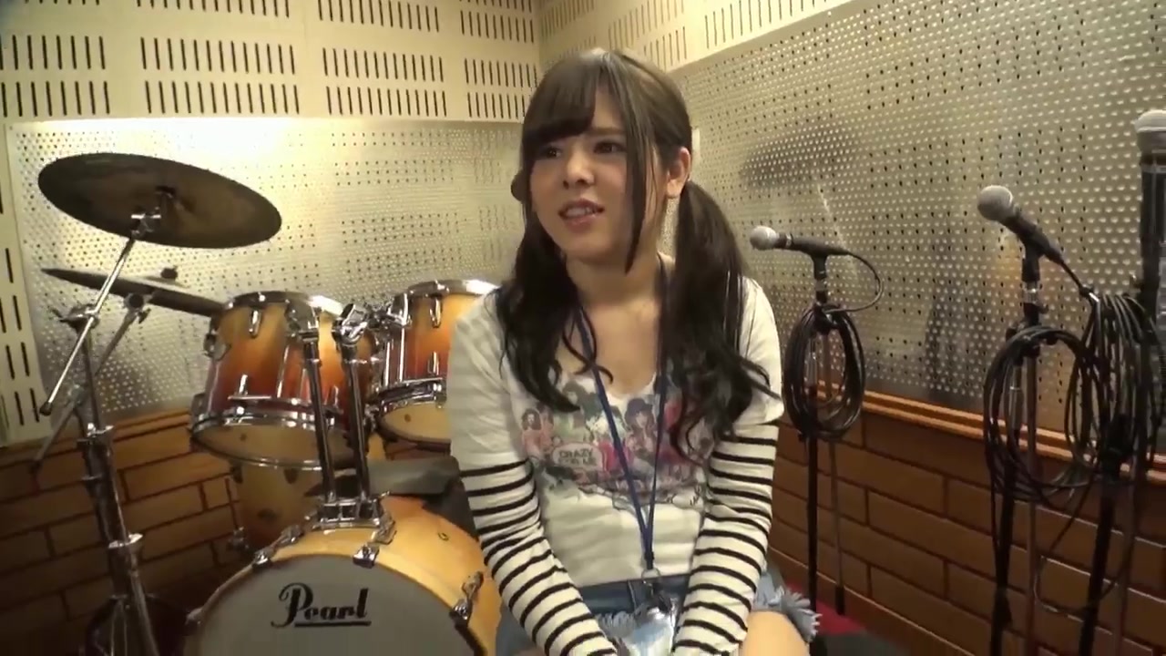 [YRH-124] 全ガチ交渉！噂の、素人激カワ看板娘を狙え！vol.37