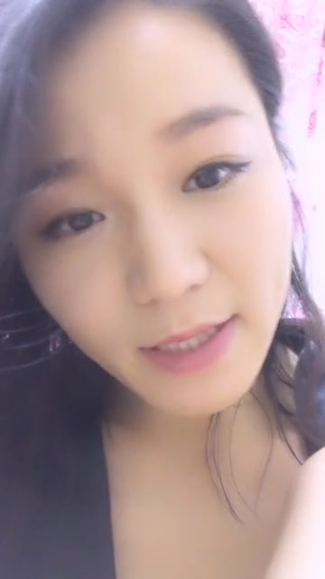 你说你能多久半个小时还满足不了你么，看着国民女神湿润的逼逼抖动的菊花加上娇滴滴的呻吟你能坚持多久