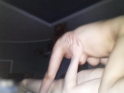 飢渴熟婦大奶子 又吹又舔的才勉強够老男人來一炮