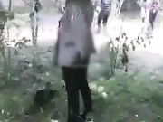 打工妹兼职女主播勾引健身教练到女厕操逼本来是要在户外干的有绿化工在种树对白清晰