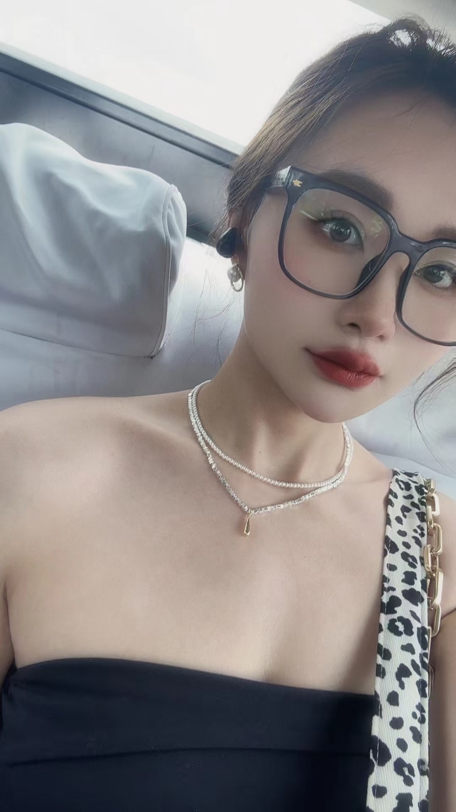 由手机上传